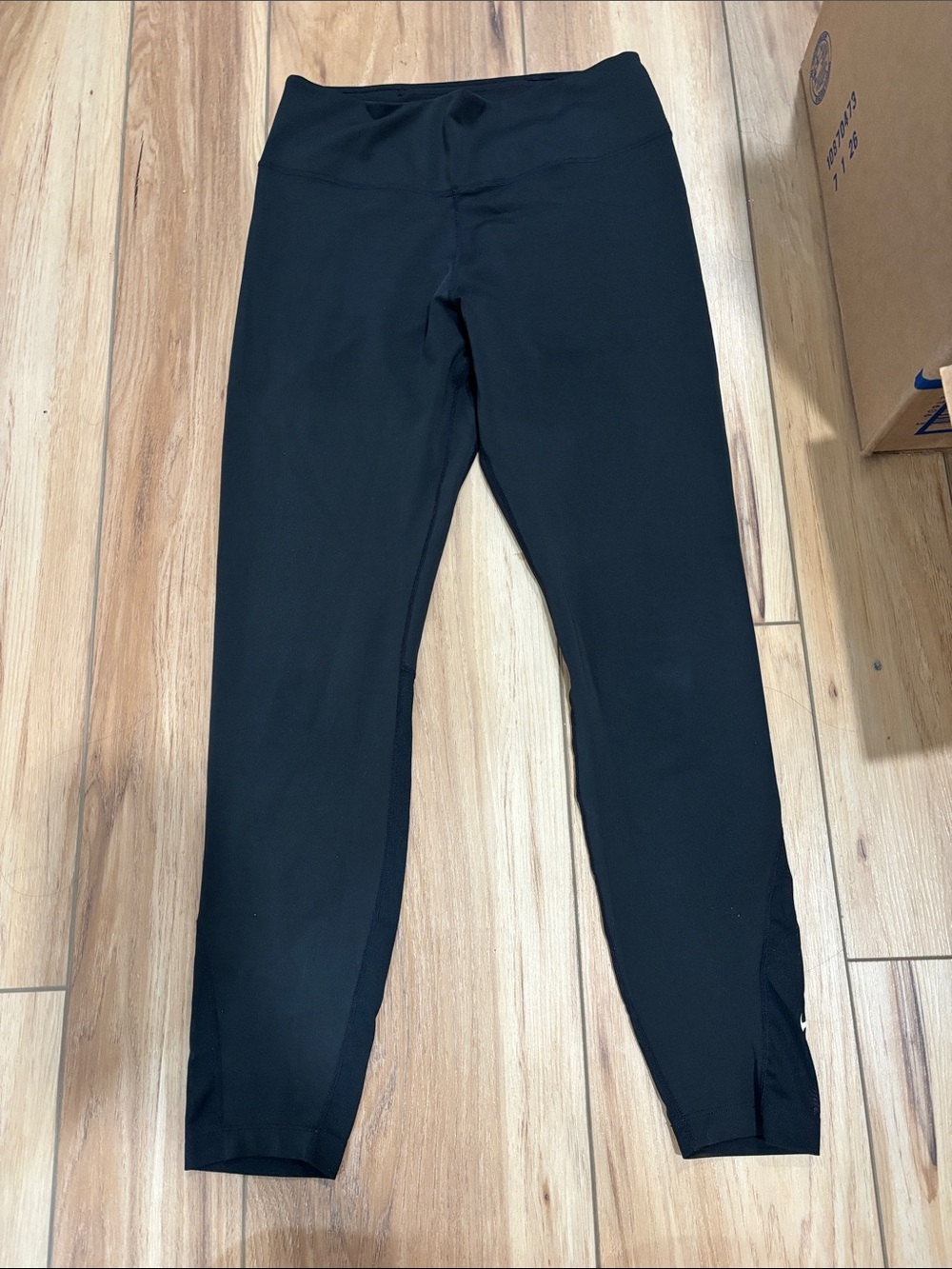 Women Black Nike Leggings